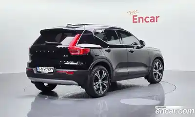 Volvo XC40 2021 2.0 гидро в Москве № 972045, миниатюра 2