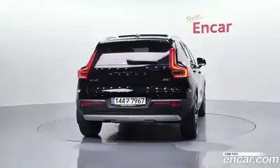 Volvo XC40 2021 2.0 гидро в Москве № 972045, миниатюра 4