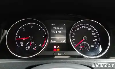 Volkswagen Golf 2014 2.0 гидро в Москве № 976183, миниатюра 8