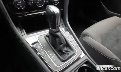 Volkswagen Golf 2014 2.0 гидро в Москве № 976183, миниатюра 9