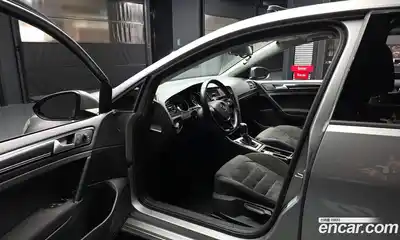 Volkswagen Golf 2014 2.0 гидро в Москве № 976183, миниатюра 10