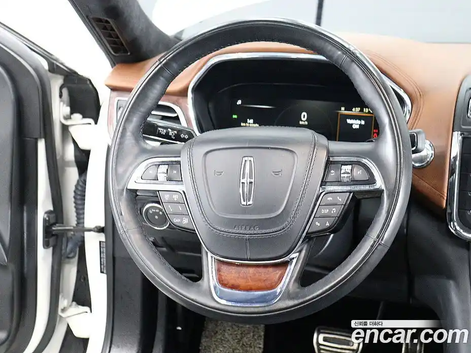 Lincoln Continental 2017 3.0 гидро в Москве № 993070, фото 14