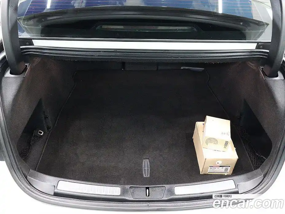 Lincoln Continental 2017 3.0 гидро в Москве № 993070, фото 5