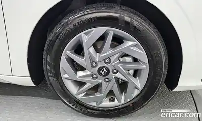 Hyundai Avante 2024 1.6 гидро в Москве № 1007614, миниатюра 5