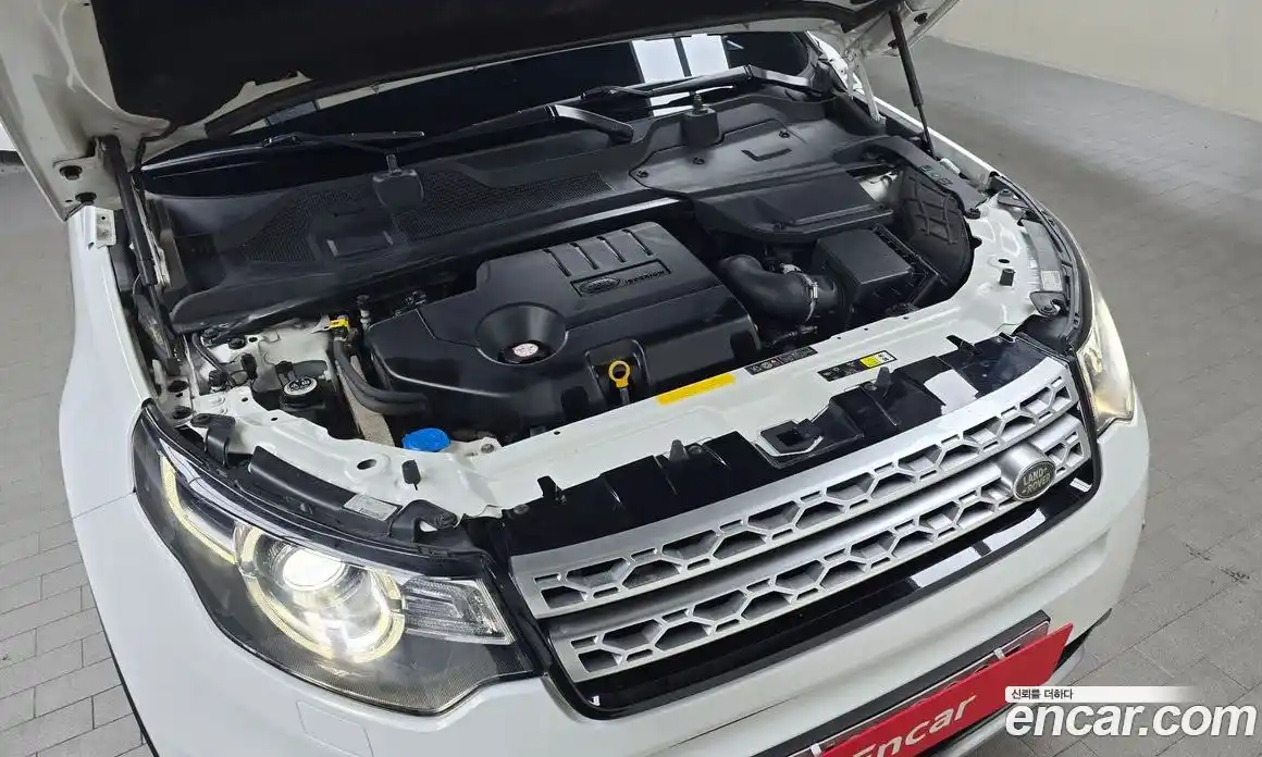 Land Rover Discovery Sport 2016 2.0 гидро в Москве № 166511, фото 6