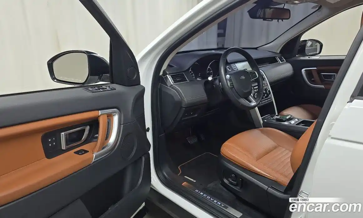 Land Rover Discovery Sport 2016 2.0 гидро в Москве № 166511, фото 10