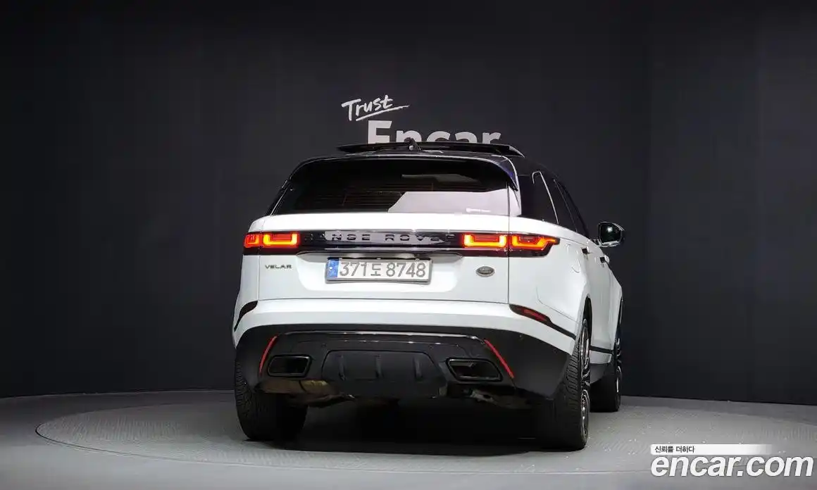 Land Rover Range-Rover Velar 2018 2.0 гидро в Москве № 198214, фото 4