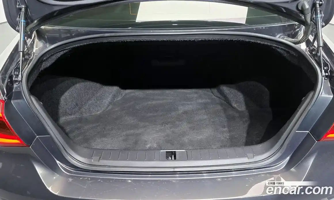 Infiniti Q70 2015 3.7 гидро в Москве № 284134, фото 20
