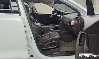 Jaguar F-Pace 2017 2.0 гидро в Москве № 320214, миниатюра 11