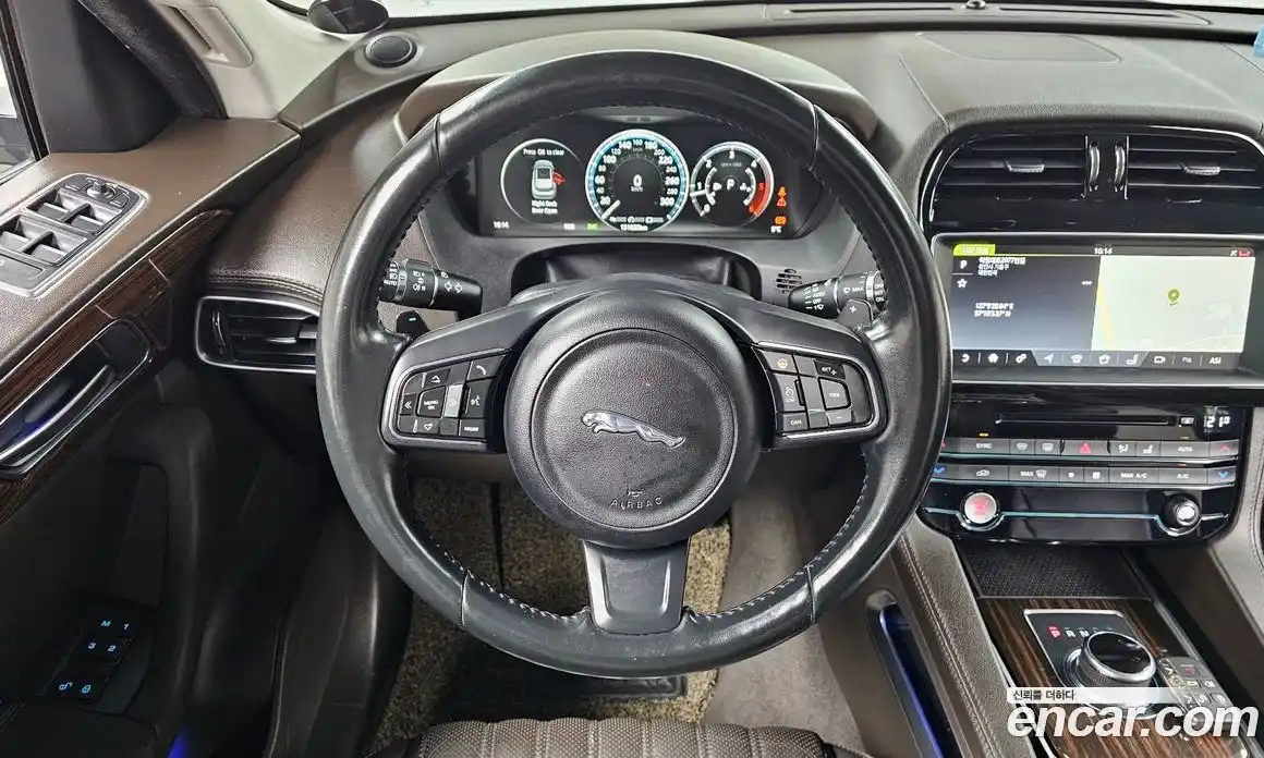 Jaguar F-Pace 2017 2.0 гидро в Москве № 320214, фото 13