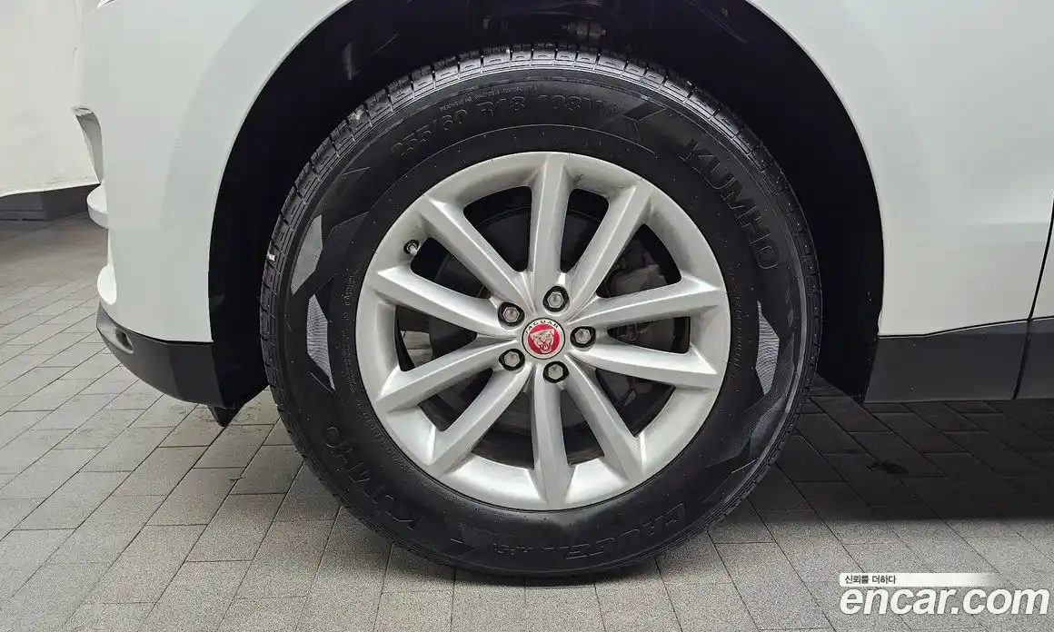 Jaguar F-Pace 2017 2.0 гидро в Москве № 320214, фото 5