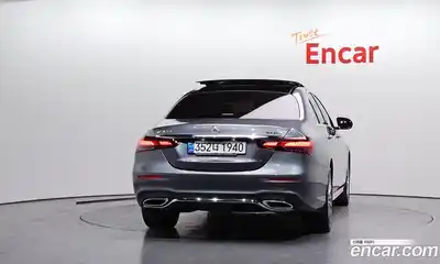 Mercedes-Benz E-Class 2022 2.0 гидро, миниатюра 4