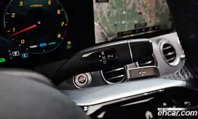 Mercedes-Benz E-Class 2022 2.0 гидро, миниатюра 9