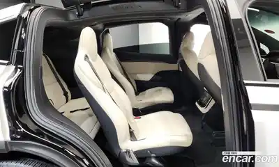 Tesla Model X 2023 0.3 гидро в Москве № 766504, миниатюра 12