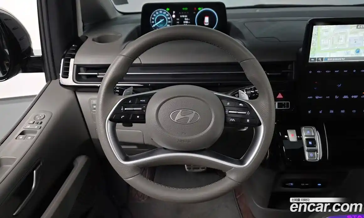 Hyundai Staria 2024 1.6 гидро в Москве, фото 12