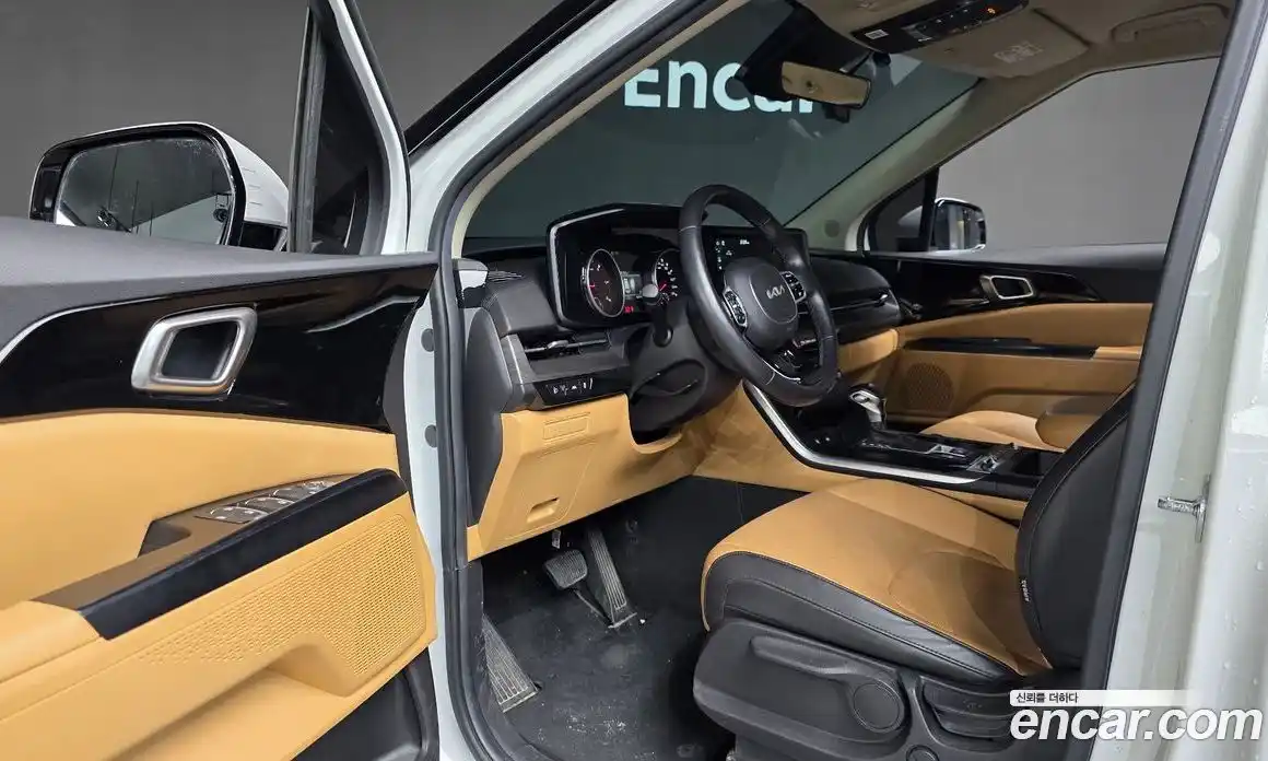 Kia Canival 2023 2.2 гидро в Москве № 132587, фото 11