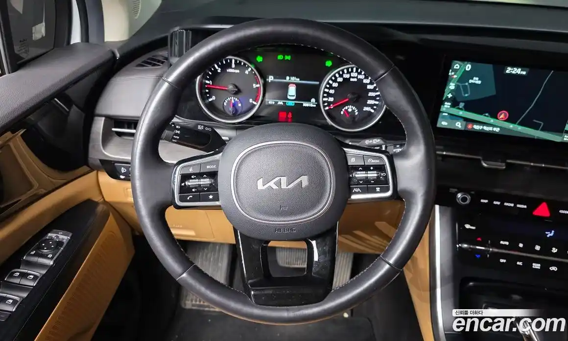 Kia Canival 2023 2.2 гидро в Москве № 132587, фото 14