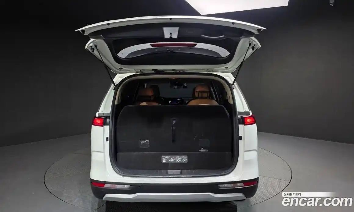 Kia Canival 2023 2.2 гидро в Москве № 132587, фото 20