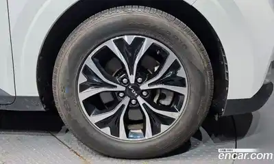 Kia Canival 2023 2.2 гидро в Москве № 132587, миниатюра 5
