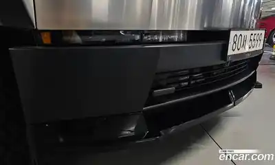 Tesla Cybertruck 2025 гидро в Москве № 198693, миниатюра 5