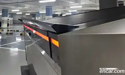 Tesla Cybertruck 2025 гидро в Москве № 198693, миниатюра 6