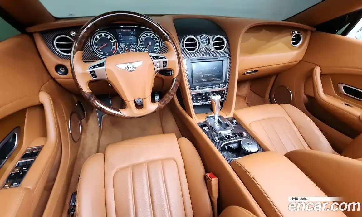 Bentley Continental 2014 4.0 гидро в Москве № 256617, фото 7