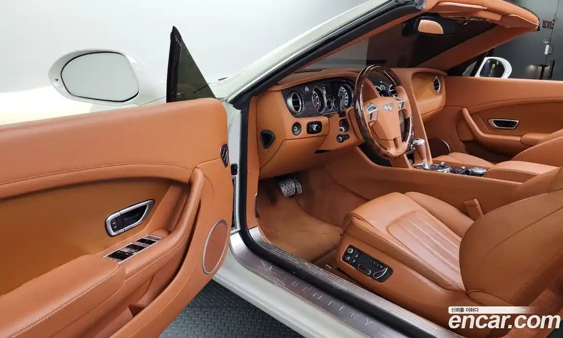 Bentley Continental 2014 4.0 гидро в Москве № 256617, фото 10