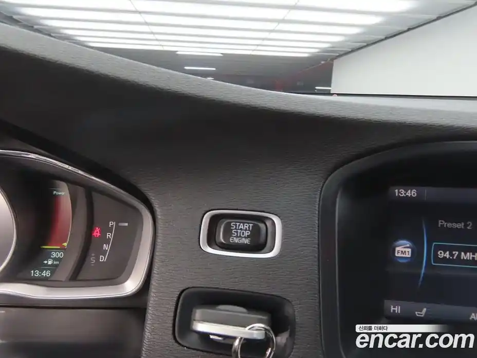 Volvo S60 2014 1.6 гидро в Москве № 1000802, фото 17