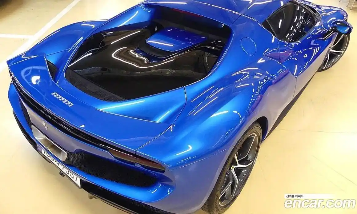 Ferrari 296 2022 3.0 гидро в Москве № 1015897, фото 17