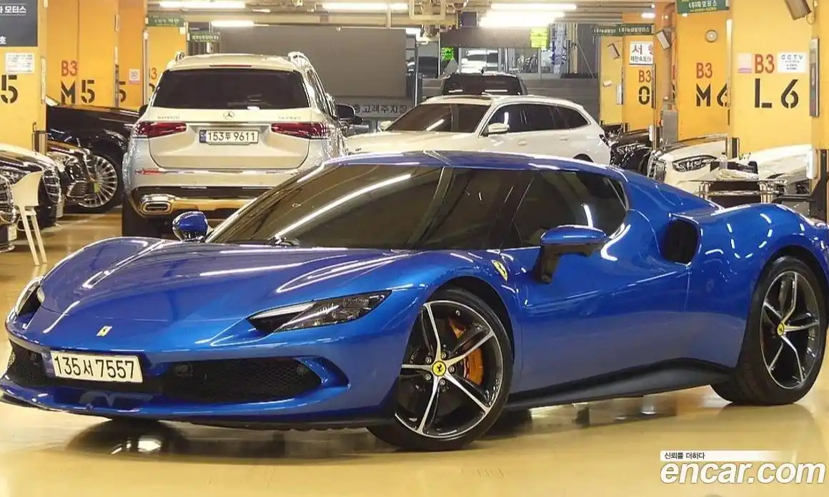 Ferrari 296 2022 3.0 гидро в Москве № 1015897, фото 3