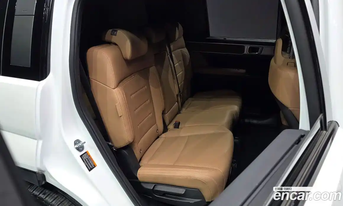 Hyundai Santa Fe 2023 2.5 гидро в Москве № 107890, фото 11