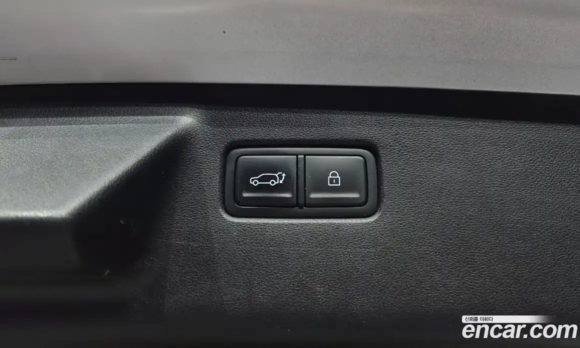 Hyundai Santa Fe 2023 2.5 гидро в Москве № 107890, фото 20