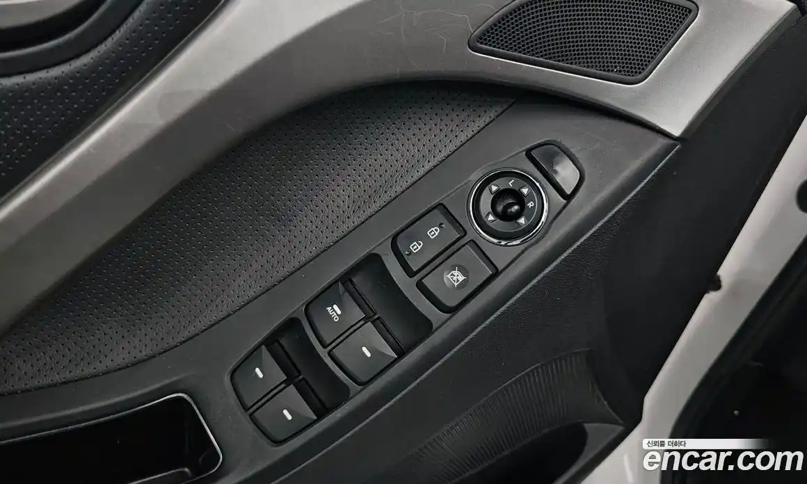 Hyundai Avante 2013 1.6 гидро в Москве № 1127859, фото 17