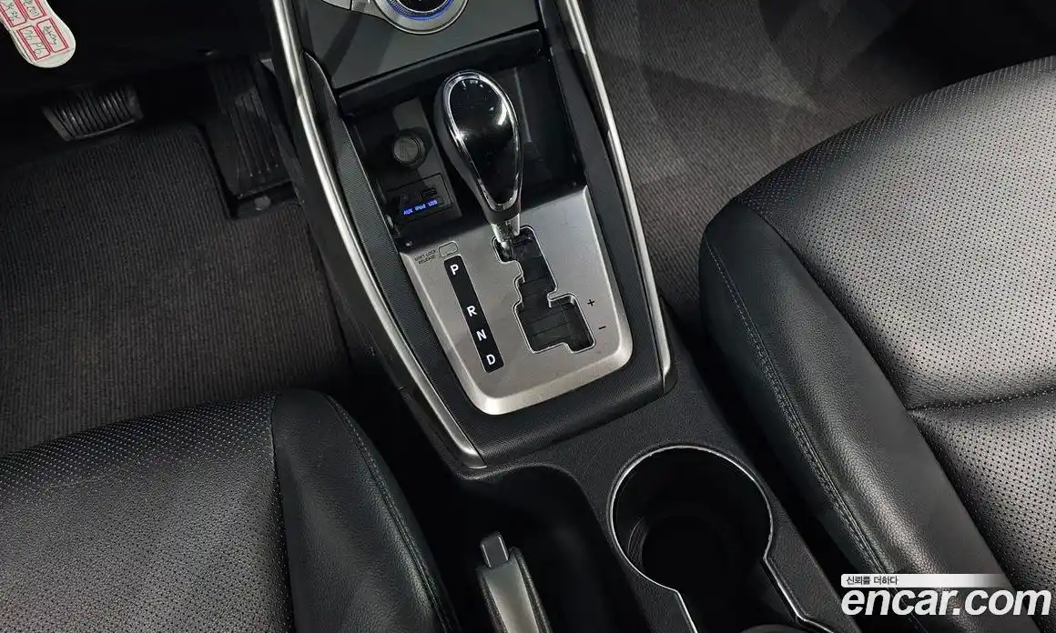 Hyundai Avante 2013 1.6 гидро в Москве № 1127859, фото 9