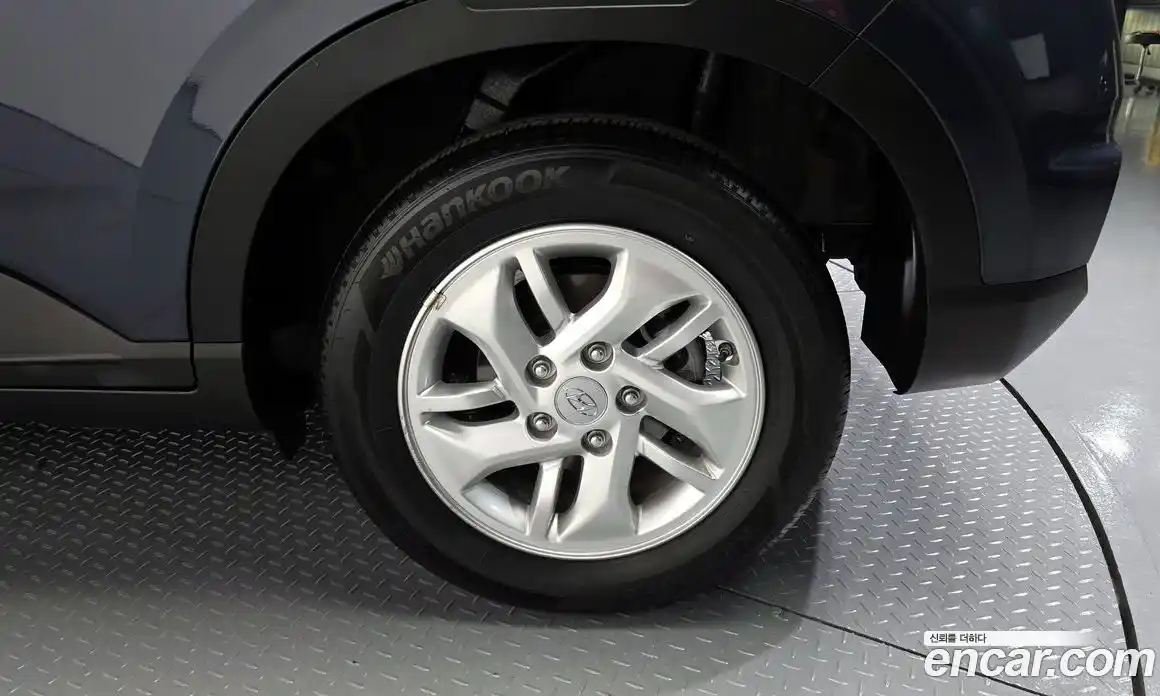 Hyundai Venue 2022 1.6 Автомат в Москве № 1127862, фото 5