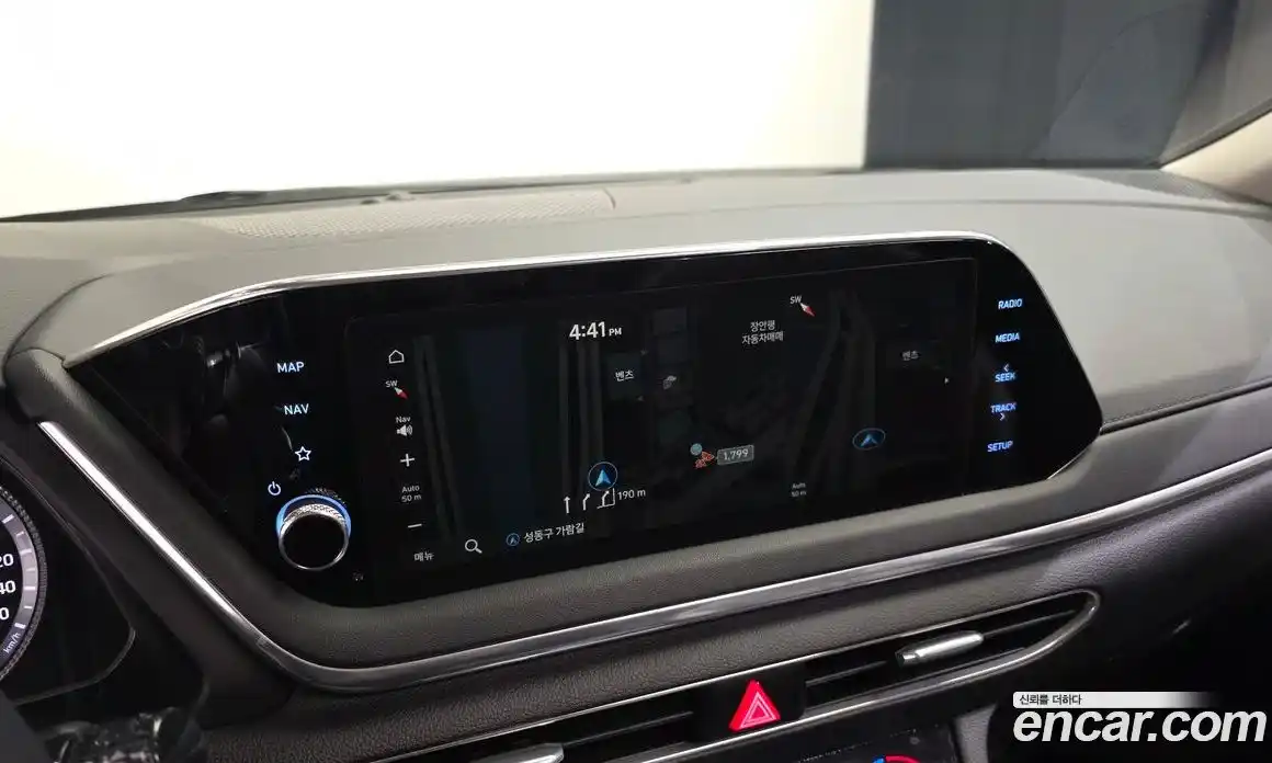 Hyundai Sonata 2019 2.0 Автомат в Москве № 1128115, фото 15