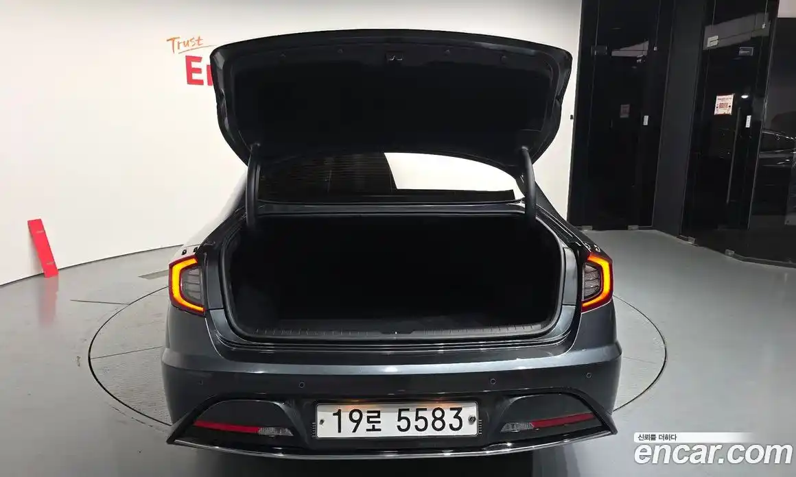 Hyundai Sonata 2019 2.0 Автомат в Москве № 1128115, фото 20