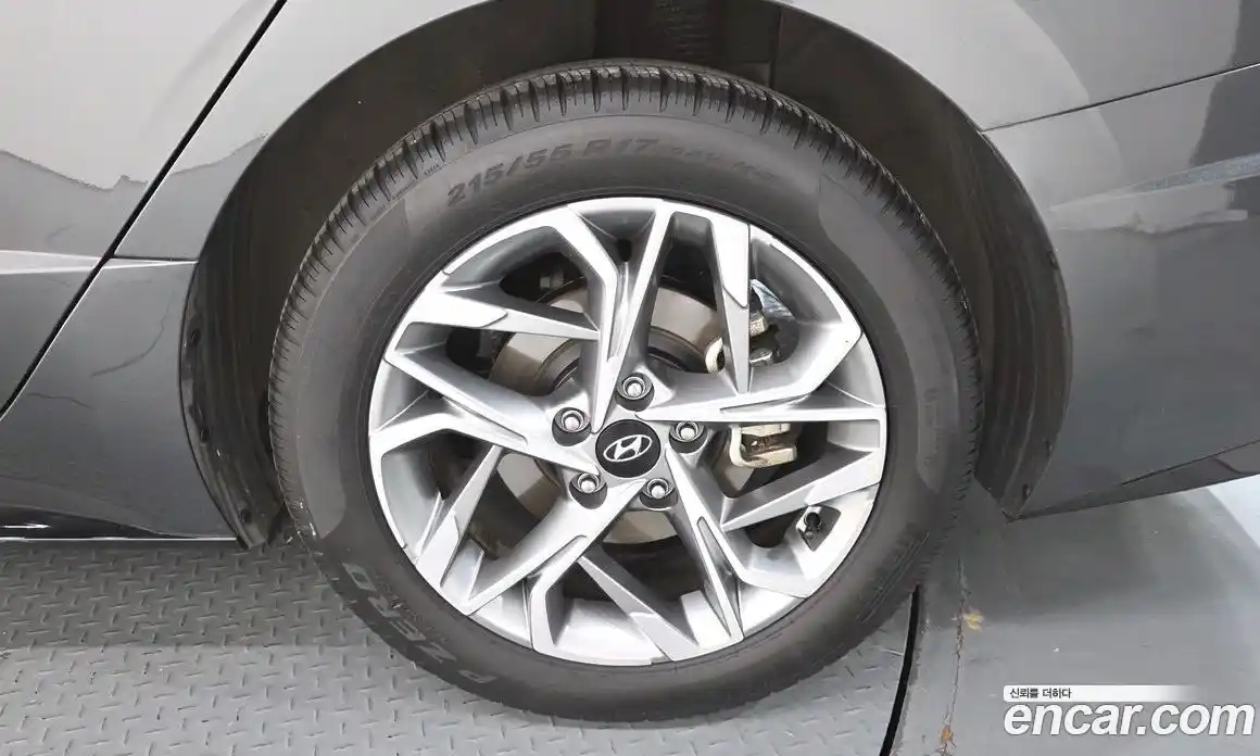 Hyundai Sonata 2019 2.0 Автомат в Москве № 1128115, фото 5