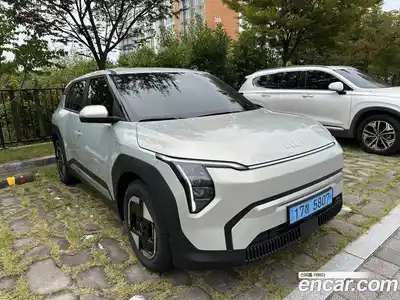 Kia EV3 2025 0.2 Автомат в Москве № 1128368, миниатюра 2