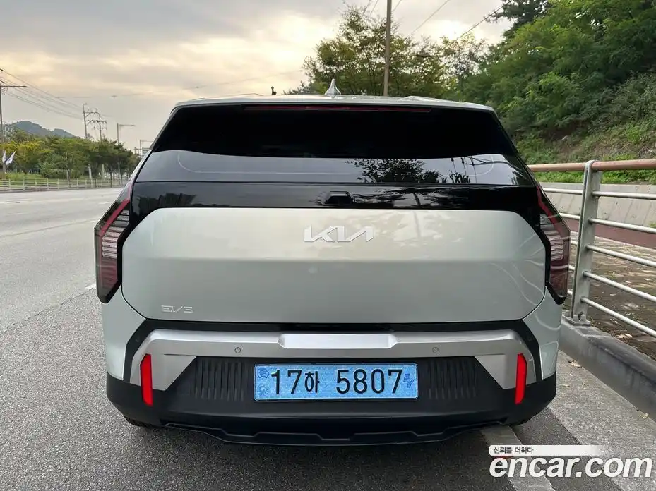Kia EV3 2025 0.2 Автомат в Москве № 1128368, фото 4