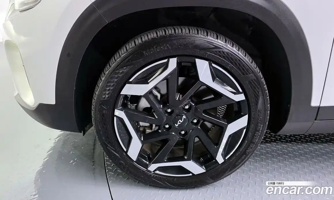 Kia Seltos 2025 1.6 Автомат в Москве № 1128495, фото 5