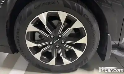 Kia Canival 2023 3.5 Автомат в Москве № 1128537, миниатюра 4