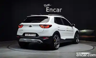 Kia Stonic 2019 1.6 Автомат в Москве № 1128543, миниатюра 2