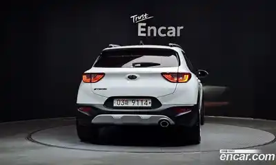 Kia Stonic 2019 1.6 Автомат в Москве № 1128543, миниатюра 4