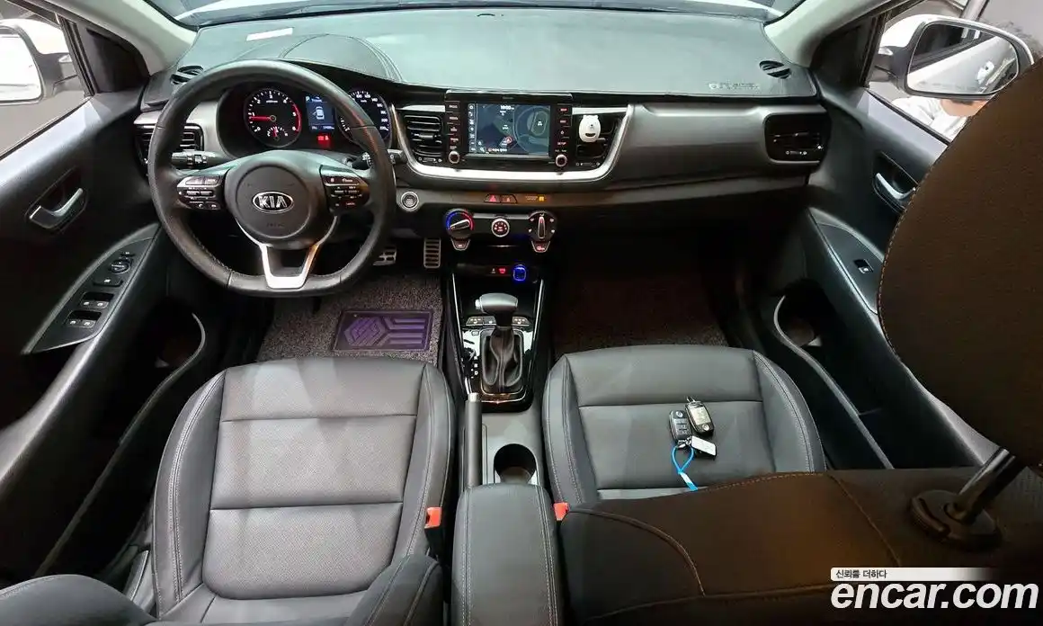 Kia Stonic 2019 1.6 Автомат в Москве № 1128543, фото 7