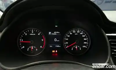 Kia Stonic 2019 1.6 Автомат в Москве № 1128543, миниатюра 8