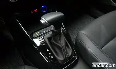 Kia Stonic 2019 1.6 Автомат в Москве № 1128543, миниатюра 9