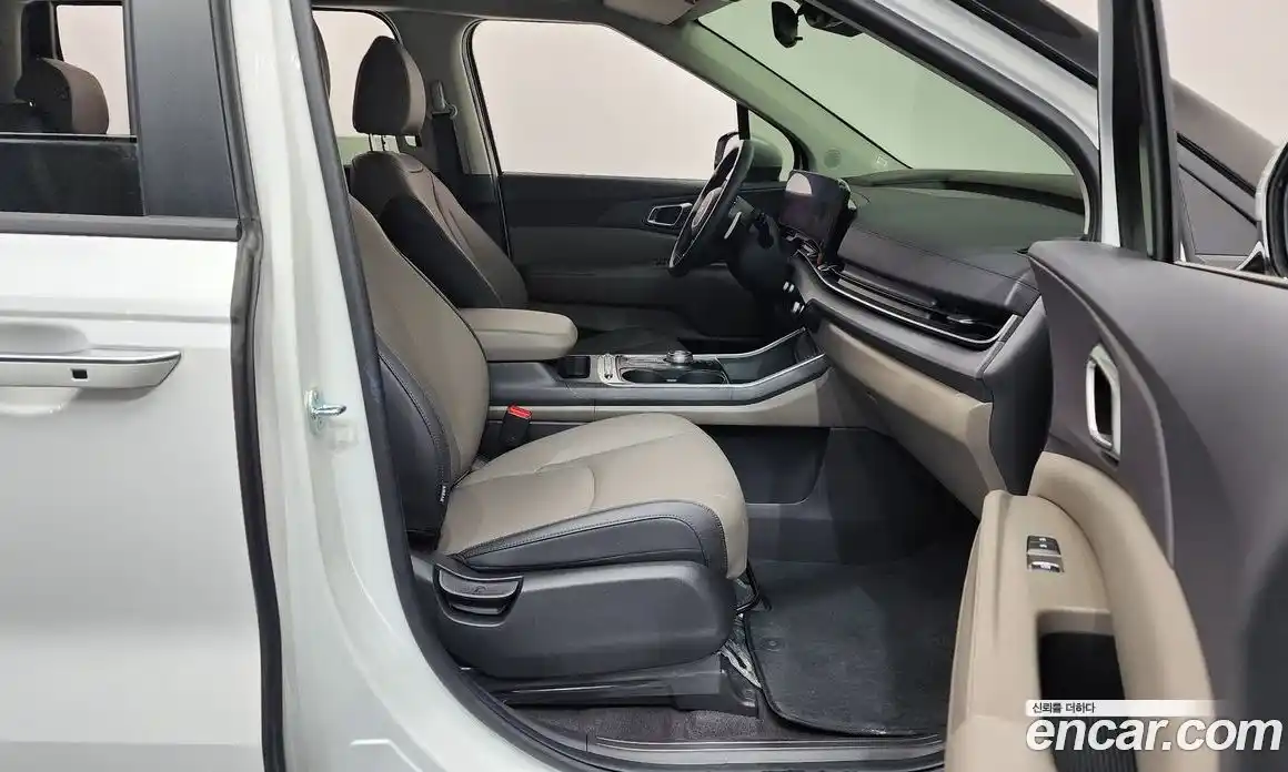 Kia Canival 2024 2.2 Автомат в Москве № 1128653, фото 11