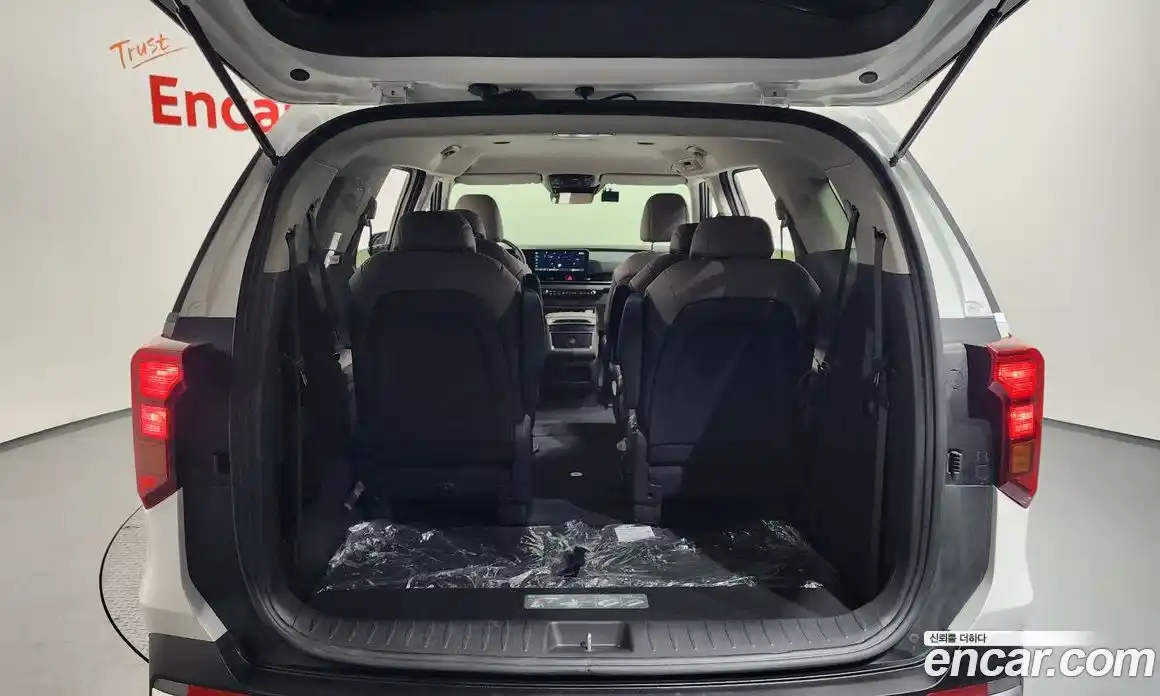 Kia Canival 2024 2.2 Автомат в Москве № 1128653, фото 20