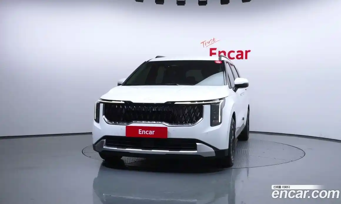 Kia Canival 2024 2.2 Автомат в Москве № 1128653, фото 3